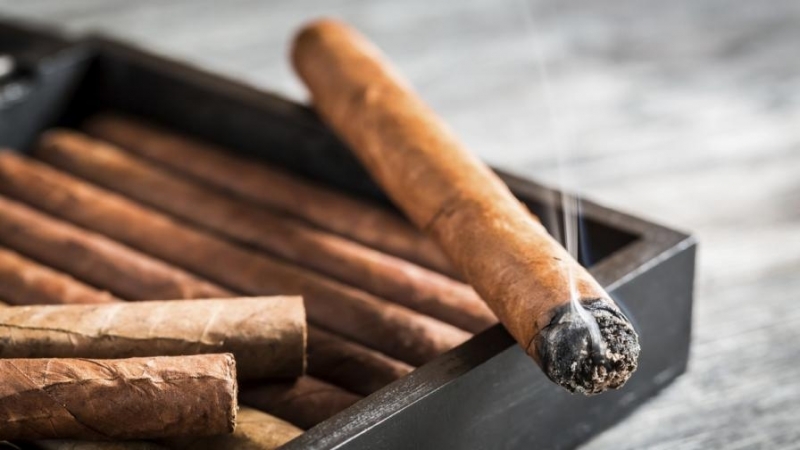 Младеж е арестуван за опит за кражба от магазин във