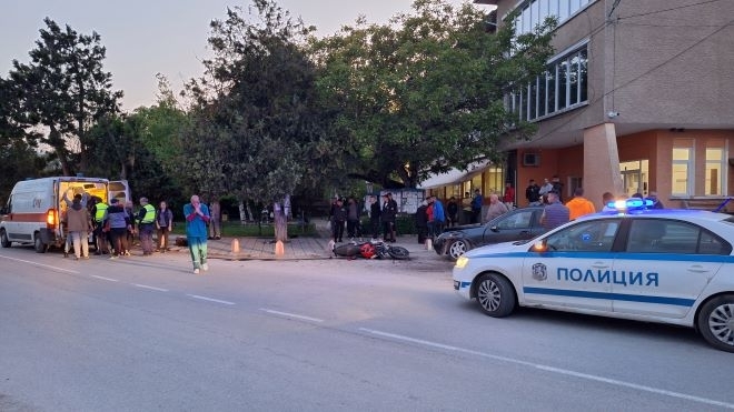 Моторист е пострадал при жесток удар в Монтанско научи агенция
