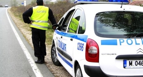 Вчера на пътя за село Балювица в Монтанско полицейски служители