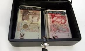 Полицаи заловиха младеж откраднал пари от касата на врачански магазин