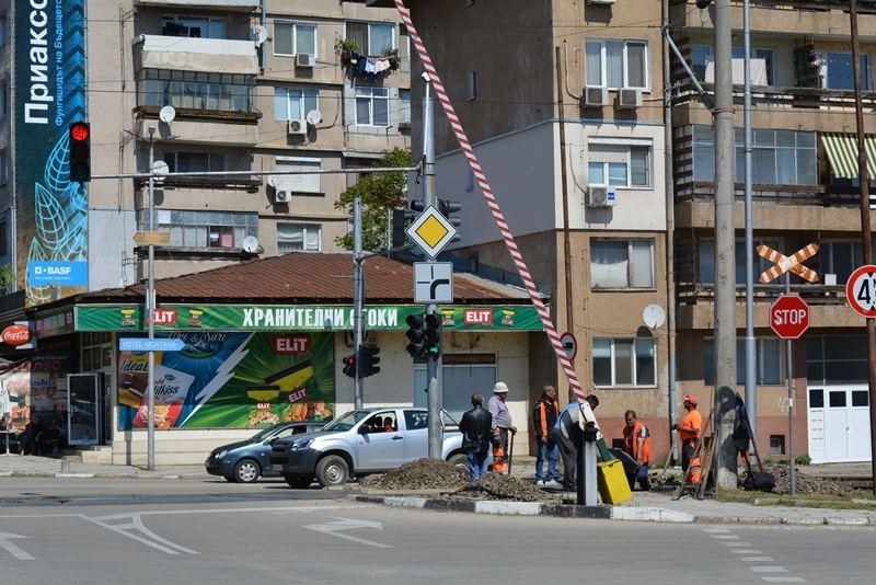 Железопътният прелез на входа на Монтана ще бъде затворен за