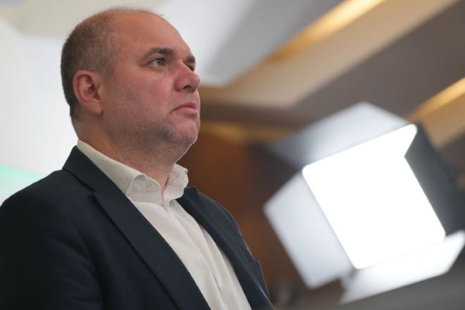 Нямаме време за губене Разполагаме с не повече от 12