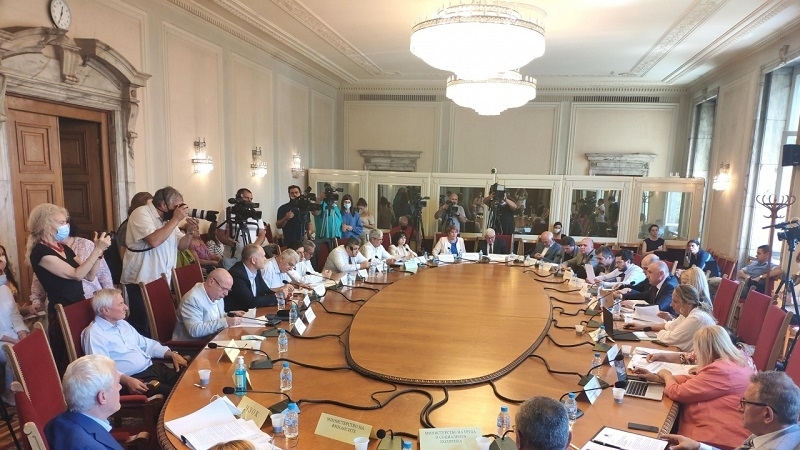Бюджетната комисия прие на първо четене промени в 3 данъчни закона