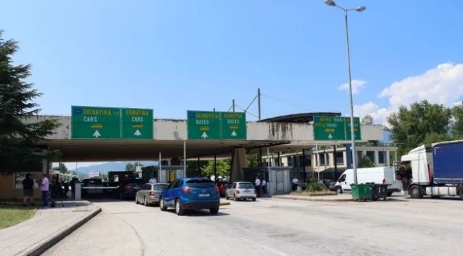 Гърция обеща по-бързо преминаване на границата с България