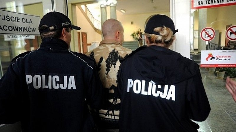 Доживотен затвор заплашва в Полша 28-годишния ром от България Сашо
