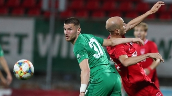 Локомотив Пловдив ще се опита да се подсили със защитника