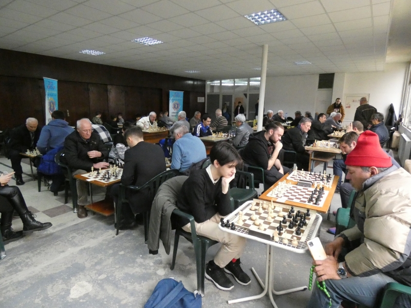 Община Монтана със съдействието на Общинския младежки дом проведе Открит