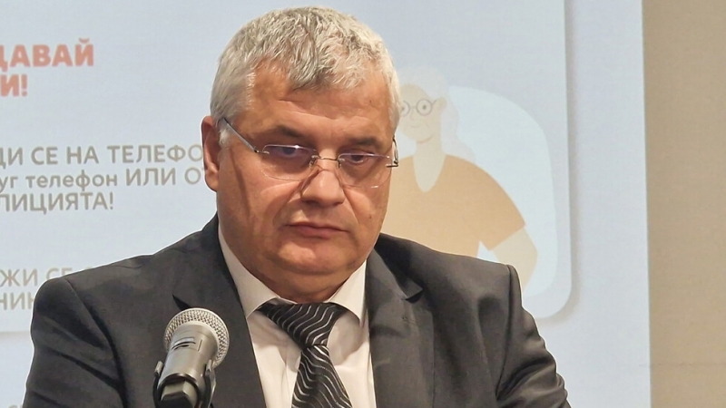 Изпълняващият функциите главен секретар на МВР Георги Кандев обяви в
