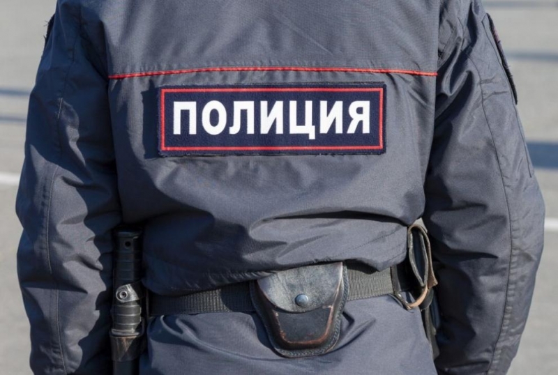 Полицай се простреля в районното управление в Харманли