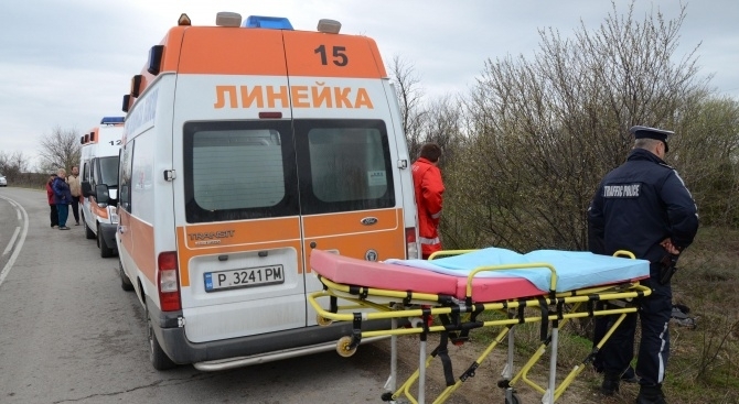 Мъж е загинал след като е бил блъснат от автобус в отсечката