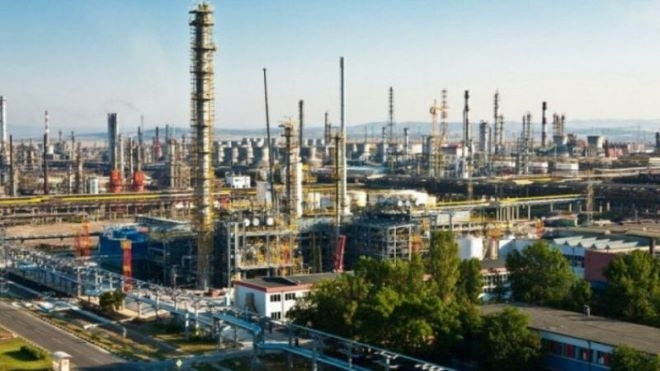 България откри, че Лукойл не е руски и ще иска изключение от санкциите на САЩ