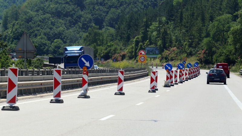 Един човек пострада при катастрофа на магистрала Хемус Ударили са