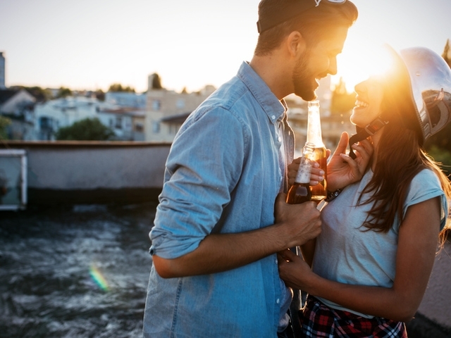 Експертите в любовните връзки и психолозите смятат че искрата в