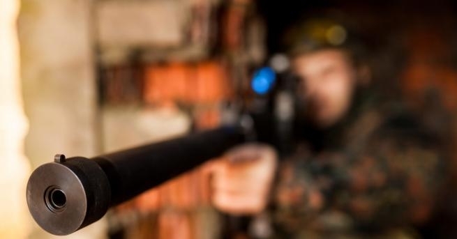 Български снайперист впечатли със своите уникални изстрели в по време