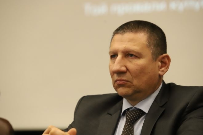 Прокурорите освен длъжностни лица са и български граждани които напълно