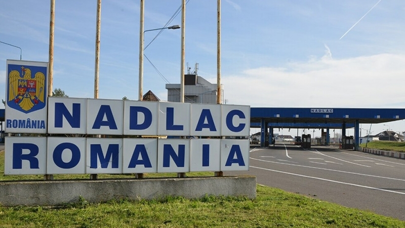 40 нелегални мигранти откри в товарен автомобил, управляван от български