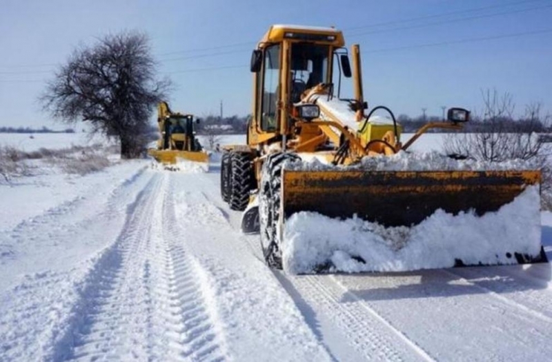195 машини са почиствали републиканските пътища в нощта срещу вторник