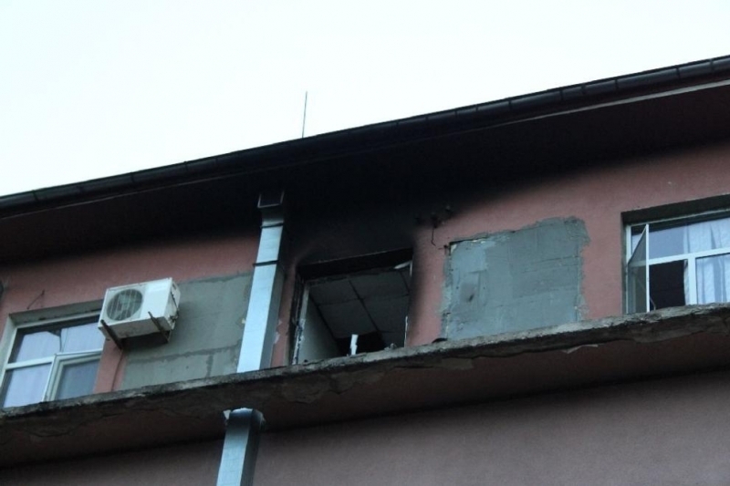 Подробности за пожара в Благоевград: Пациент е заспал с цигара в уста