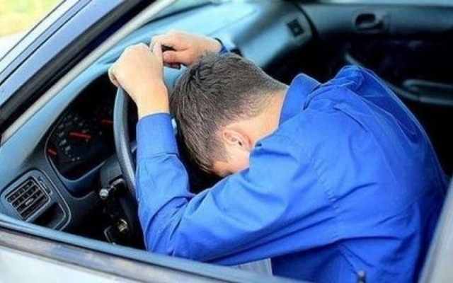 Униформени служители са заловили видинчанин да шофира без книжка информираха