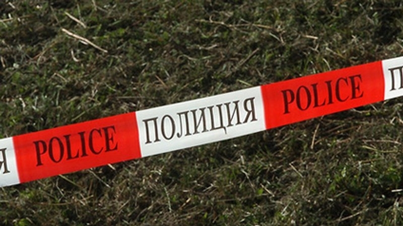 Полицията във Враца излезе с подробности за двете самоубийства в