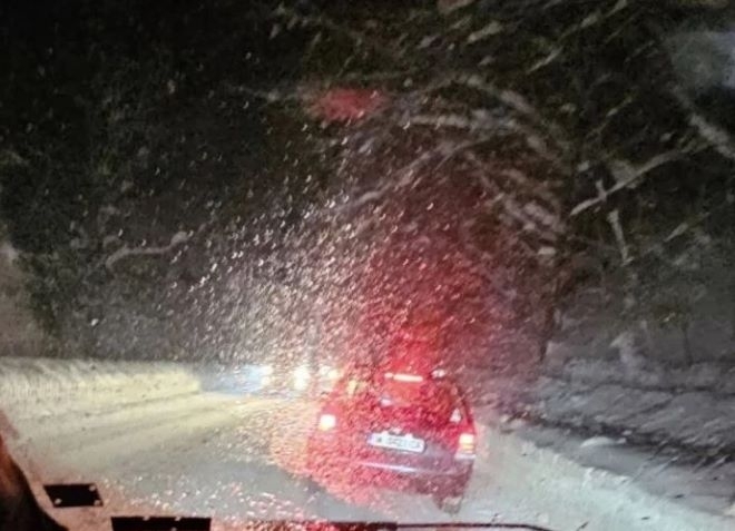 Челна катастрофа блокира прохода Петрохан късно снощи научи агенция BulNews Инцидентът