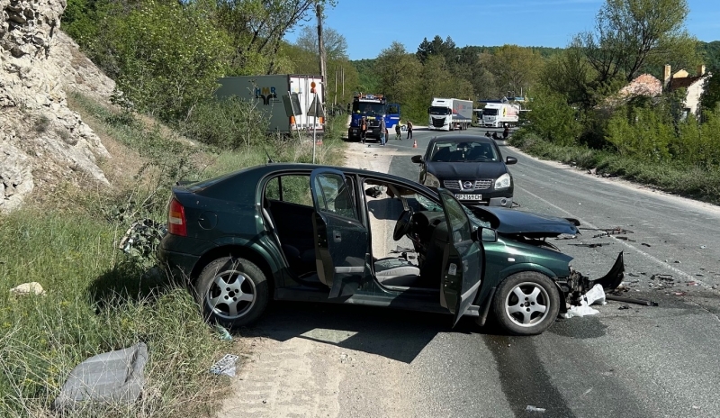Тежка катастрофа е станала преди минути на международния път Е 79