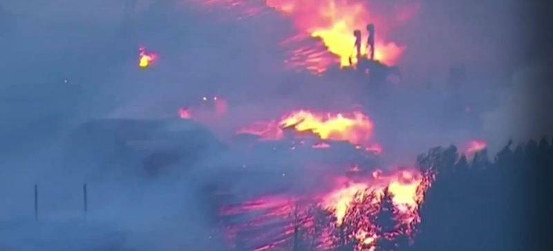 Десетки са в неизвестност след големите пожари в Съединените щати Досега