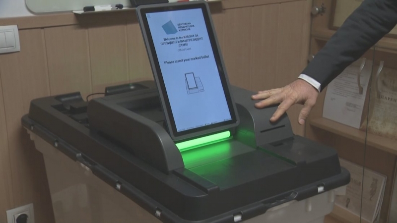 Започва процедурата по удостоверяване на машините за гласуване