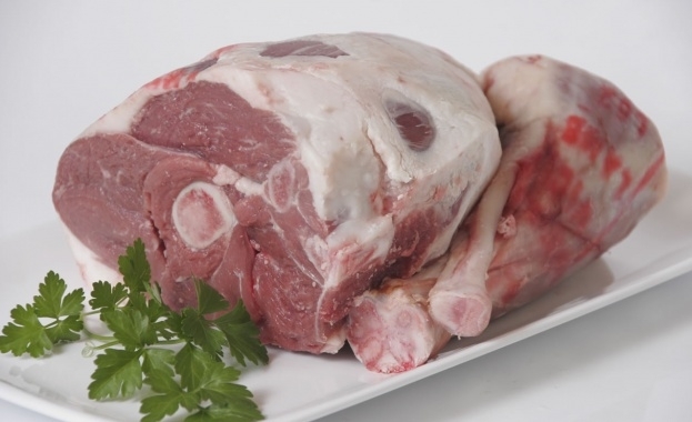 Според Бакри който е собственик на месарски магазин в София