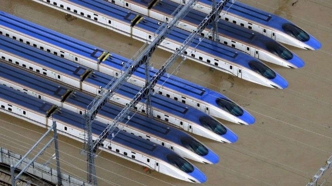 Япония се принуди да бракува 10 композиции от свръхскоростните влакове