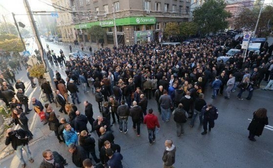 Протестите – заради липсата на доверие в политиците ни