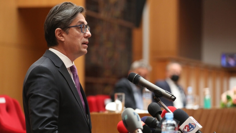 Президентът на РС Македония Стево Пендаровски съобщи че най късно до месец