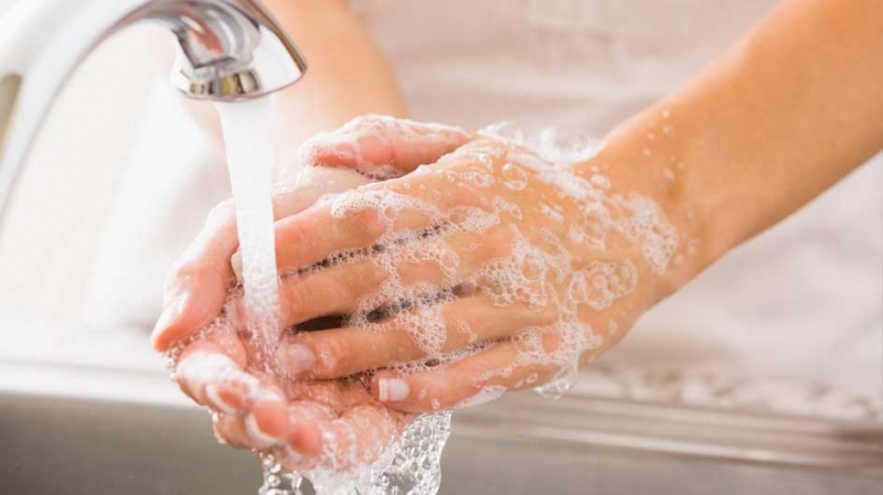 Микробиолози от университета на Орегон поясниха как да се мият