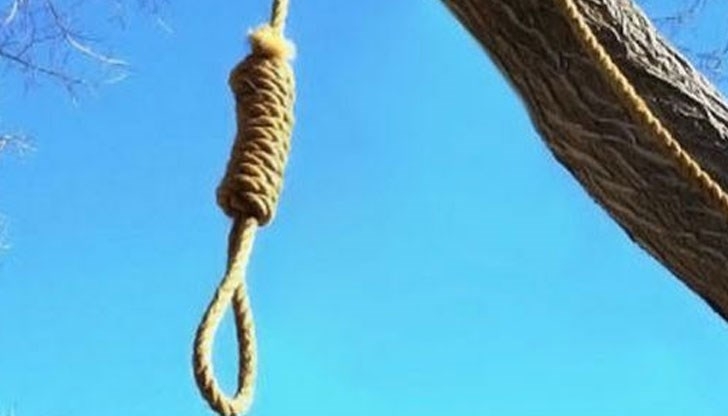 Обесен мъж е бил намерен рано тази сутрин да виси