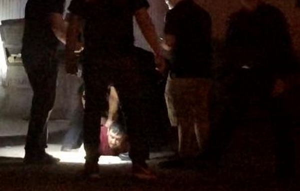 Луд скандал между съселяни в Крива бара прерасна в побой, намушкаха единия с вила