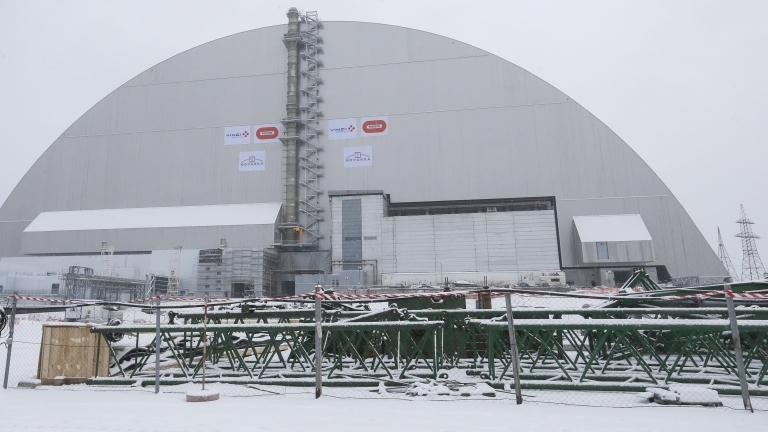 Високоволтов електропровод до украинската атомна електроцентрала в Чернобил беше повреден