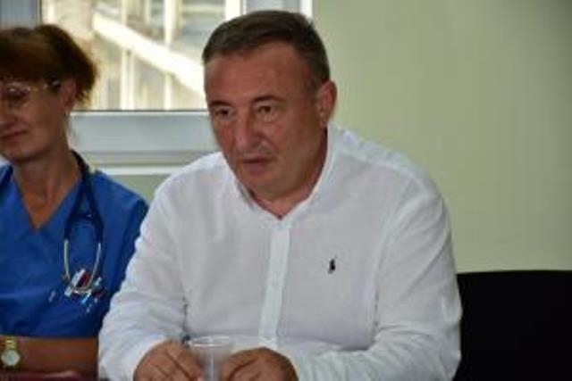 Видният кардиолог д р Борислав Ацев който е зам директор на университетската