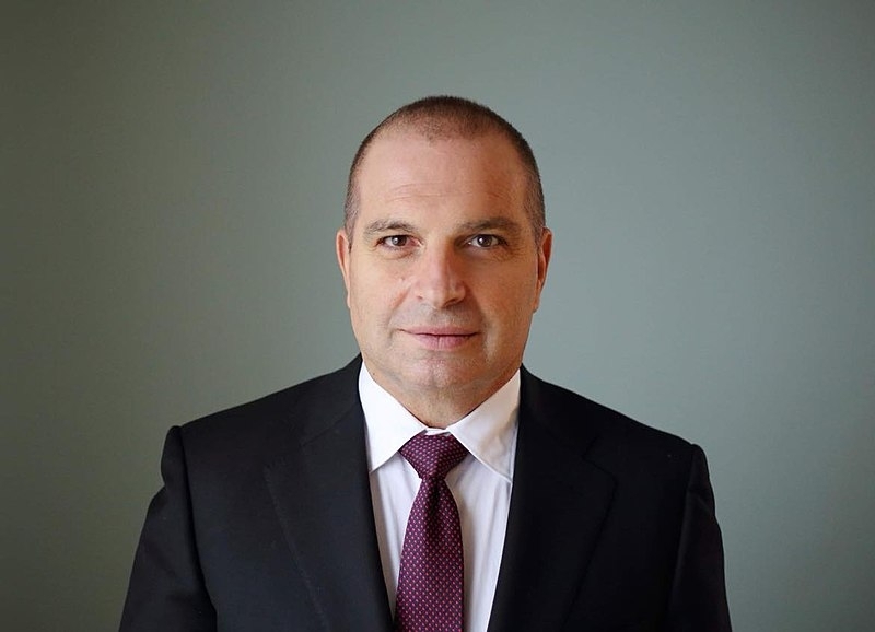 Състоянието в което заварваме пътищата е меко казано отвратително Първата