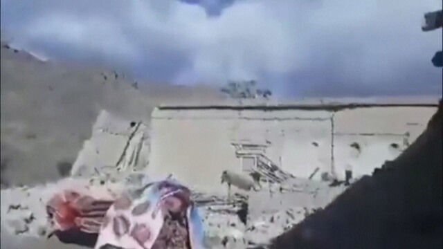 Талибаните в Афганистан призоваха за международна подкрепа след опустошителното земетресение