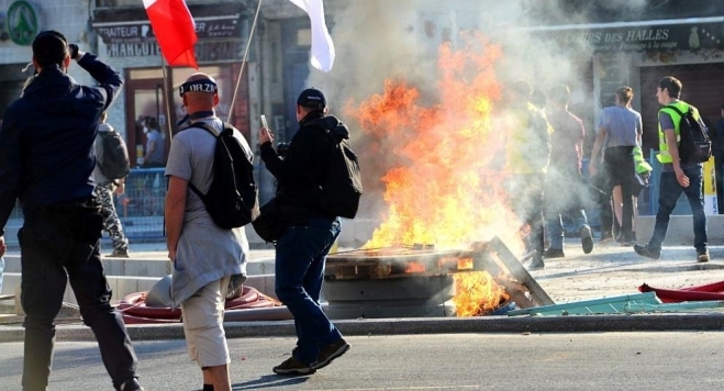 Жълтите жилетки изпълниха улиците на френските градове в 20 тата поредна събота