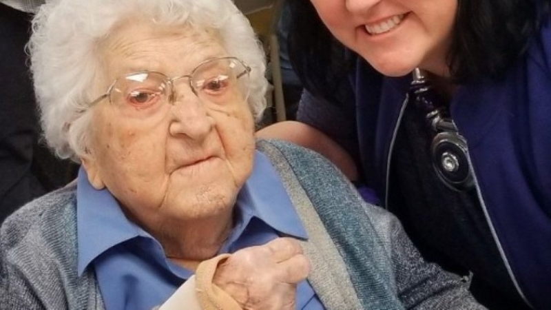 На 115 годишна възраст почина най старата жена в Америка Беси Хендрикс