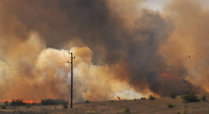 Пожар вилня в гробище в Монтанско съобщиха от пресцентъра на