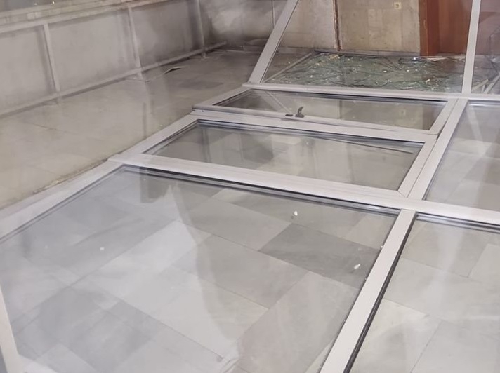 Десетки сигнали за паднали дървета и клони са подаден към