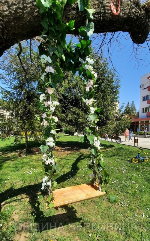 Пресъздаването на народния обичай Кумичене за Цветница ще се проведе