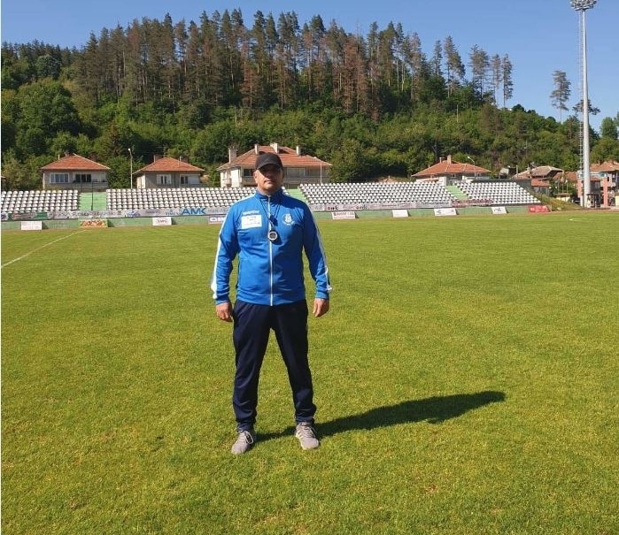 Диан Попов е новият старши треньор на ОФК Локомотив