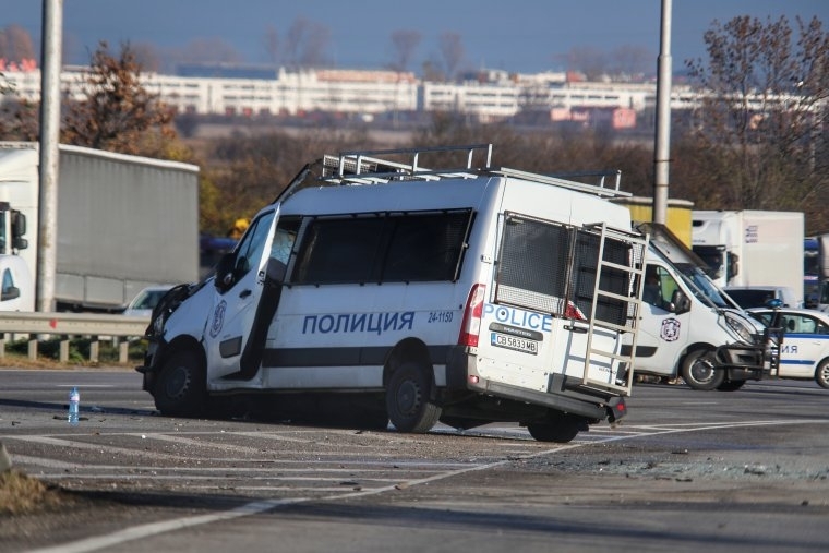 Найден Николов е мъжът блъснал буса с полицай в София