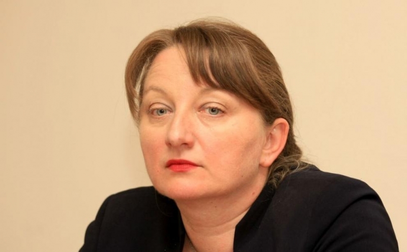 Сачева: От 1 юли минималната пенсия става 250 лева