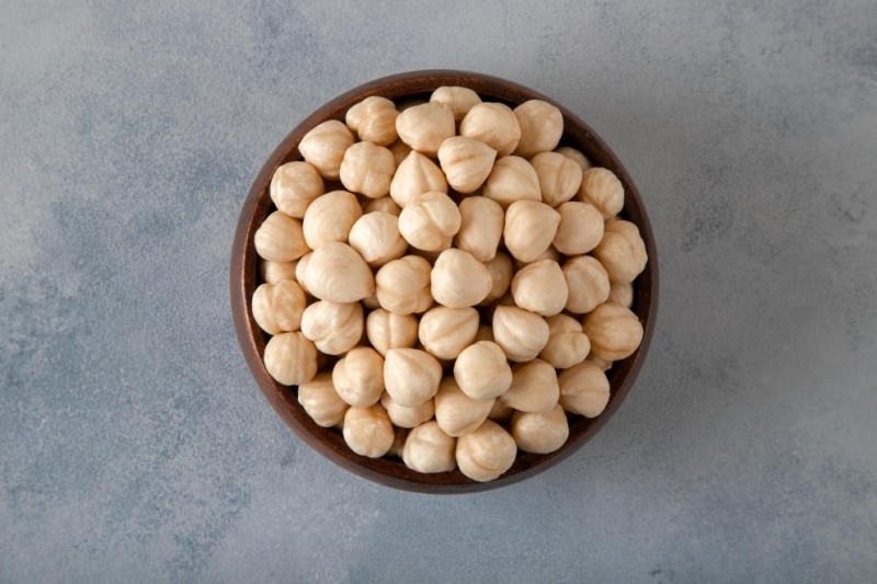 Терапевтът и водещ Елена Малишева заедно с колегата си кардиолог