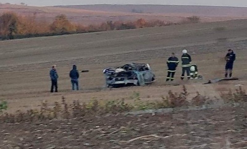 Трима души са загинали при тежка катастрофа в близост до