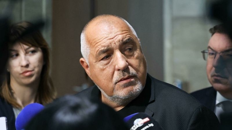 "Възраждане": Бойко Борисов купува "Газпром" в България през бивш депутат и ''братовчеда Ради''